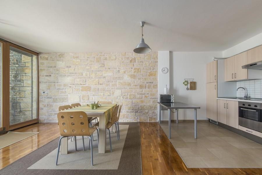 Pietra Villa Dajla Bagian luar foto