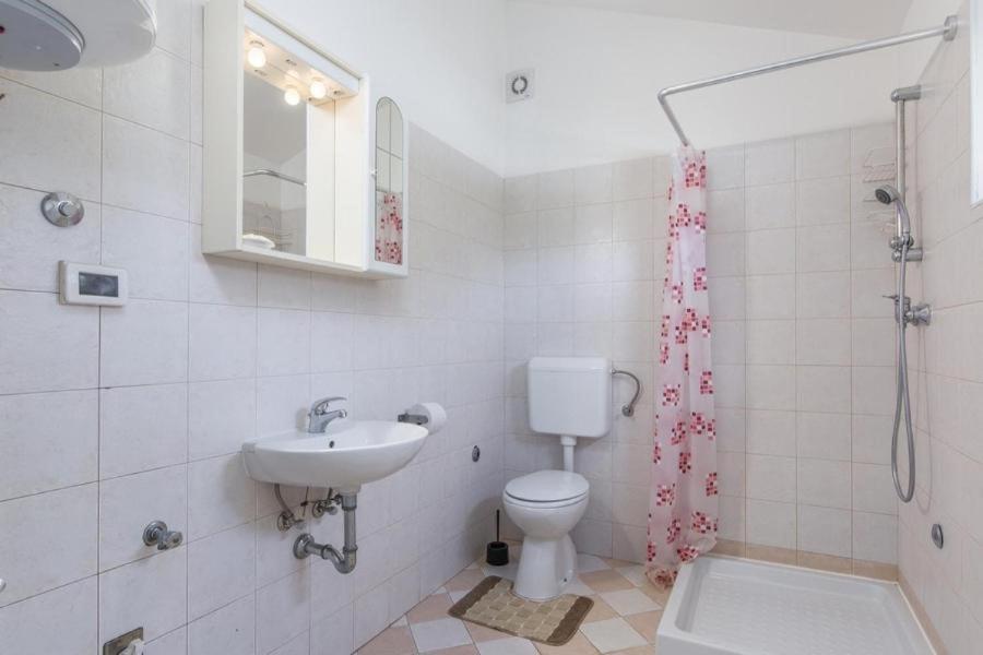 Pietra Villa Dajla Bagian luar foto